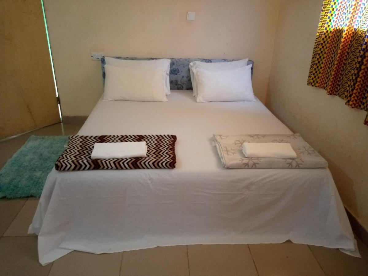 Wli Waterfalls Inn Wli Afegame Екстер'єр фото