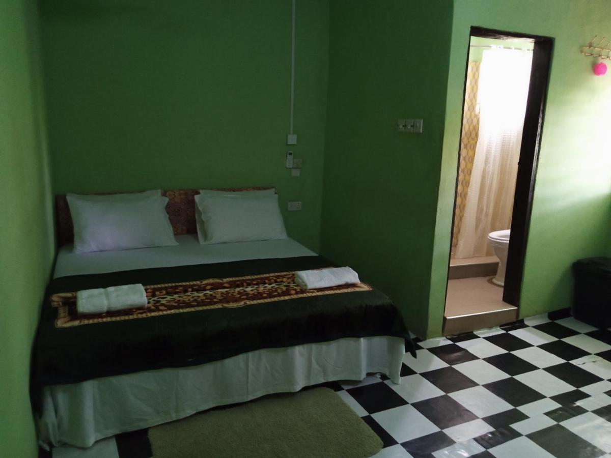 Wli Waterfalls Inn Wli Afegame Екстер'єр фото